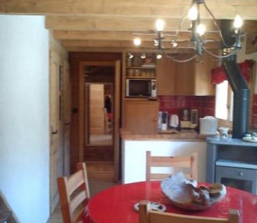 Les Tines Chalet De Esquí | Chalet Les Lupins