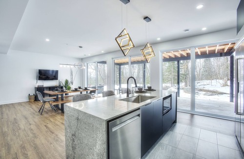 La Conception Chalet De Esquí | Chalet Lumina - The Mountain Majesty 4 brdrm, 4 bthrm near Mont-Tremblant