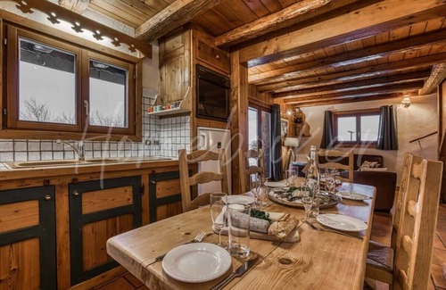 Demi-Quartier Chalet De Esquí | Chalet Lutins Summary