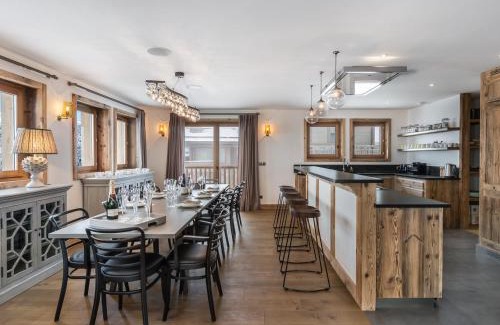 Courchevel Chalet De Esquí | Chalet luxe avec sauna, cheminée et services inclus à Courchevel 1650 - FR-1-563-89