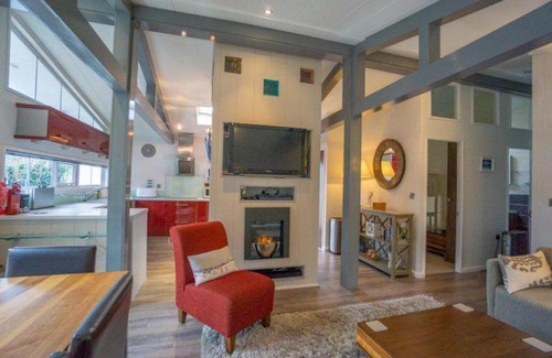 Mynytho Complejo | Chalet M6, The Warren, Abersoch