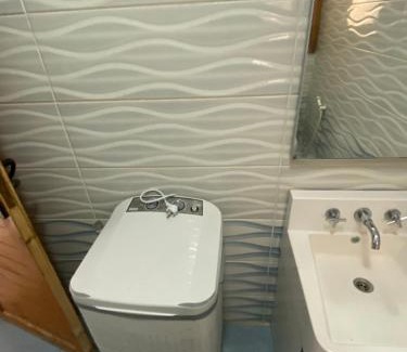 Marina El Alamein Chalet De Esquí | Chalet Marina Al Alamein one bedroom -first row circle lake view -North Coast شاليه غرفة وريسبشن أول صف على البحيرة المستديرة - مارينا العلمين