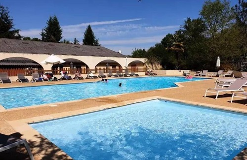 Nabirat Chalet De Esquí | Chalet Mimosa SPA - 47 m2 mit überdachter Terrasse - 2 Schlafzimmer 4 Personen
