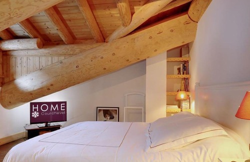 Le Praz Chalet De Esquí | Chalet mitoyen à Courchevel avec cheminée, parking et WIFI - FR-1-575-119