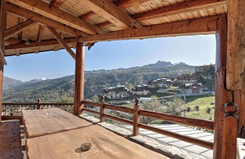 Montchavin Chalet De Esquí | Chalet Mont Blanc, warm and traditional in the heart of Paradiski