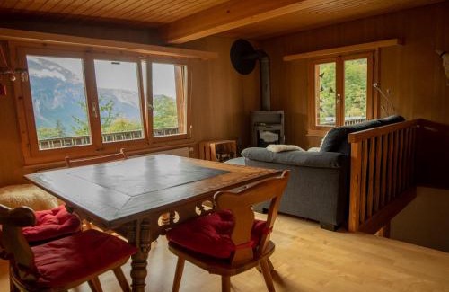 Bruenig Chalet De Esquí | Chalet Montana mit Bergblick