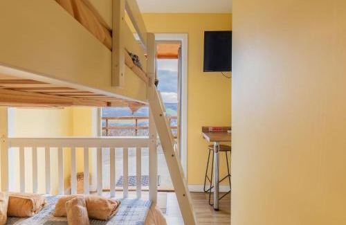 East Lewiston Chalet De Esquí | Chalet Morgan Stable by Interhome
