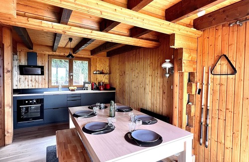 Thollon-les-Memises Chalet De Esquí | Chalet 'Mouflon - Vue Lac Imprenable' con terraza privada y balcón