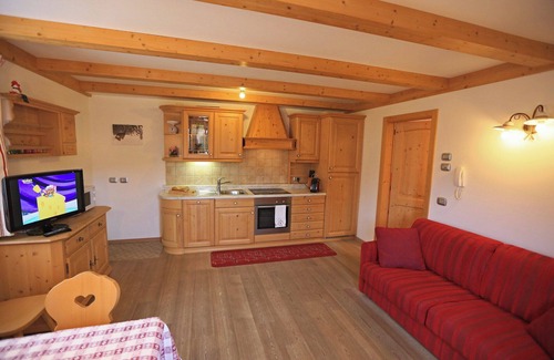 Vigo di Fassa Apartamento | Chalet Nata: your panoramic retreat in the Dolomites of Val di Fassa