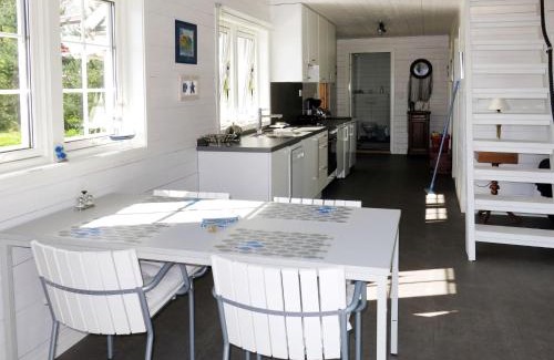 Balestrand Chalet De Esquí | Chalet Naustet by Interhome