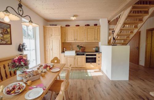 Grundlsee Casa | Chalet near Lake Grundlsee with Sauna