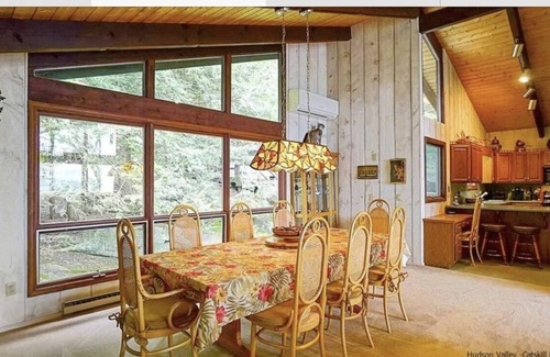 Windham Chalet De Esquí | Chalet nestled right in Windham Mountain's quiet beauty-private access to trails