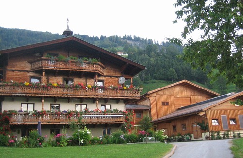 Taxenbach Casa | Chalet 'Oberbründlingchalet' con vistas a la montaña, terraza privada y Wi-Fi