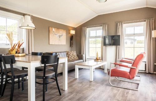 Den Hoorn Chalet De Esquí | Chalet on Texel with Private Sauna