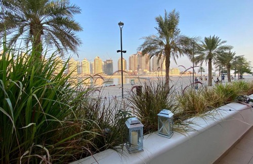 Doha Chalet De Esquí | CHALET ON THE BEACH