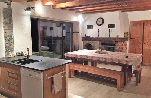 Onnion Chalet De Esquí | Casa de montaña (madera / piedra) - Onnion