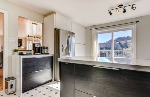 Saint-Sauveur Cabina | Chalet Panoramique Mont-habitant + Nouveaux Décor!