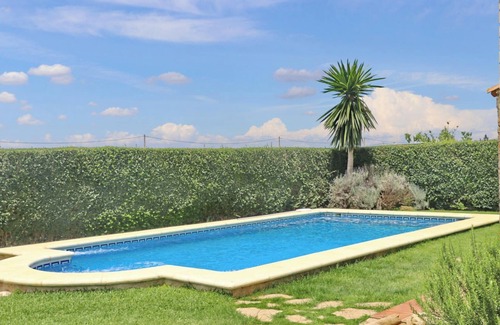 Conil de la Frontera Chalet De Esquí | Chalet Piedra con piscina privada