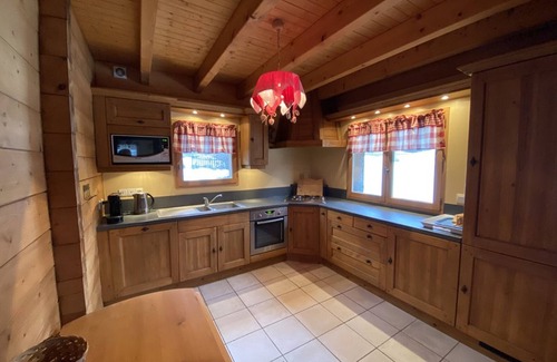 Crest-Voland Chalet De Esquí | Chalet para 9 a 100m de las pistas y cerca de tiendas
