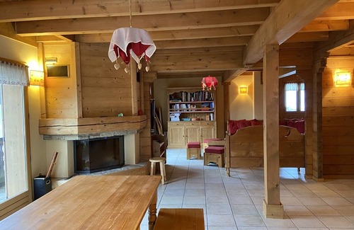Crest-Voland Chalet De Esquí | Chalet para 9 a 100m de las pistas y cerca de tiendas