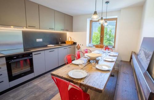 Les Allues Chalet De Esquí | Chalet rénové 10 pers · Cheminée · 3 SDB · Calme · Parking - FR-1-688-17