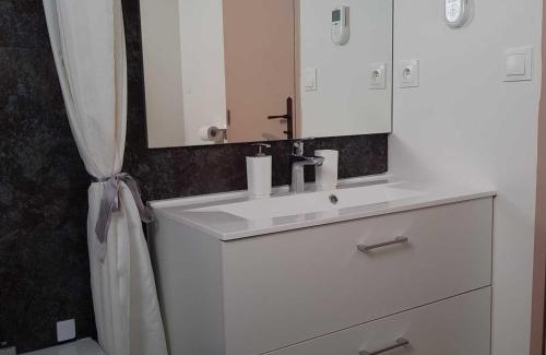 Barcelonnette Chalet De Esquí | Chalet rénové, cozy et bien équipé avec jardin - Proche Golf et Navette gratuite Pra-Loup - FR-1-165A-145