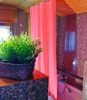 Castellciutat Cama Y Desayuno | Chalet "Rec dels Noguers"
