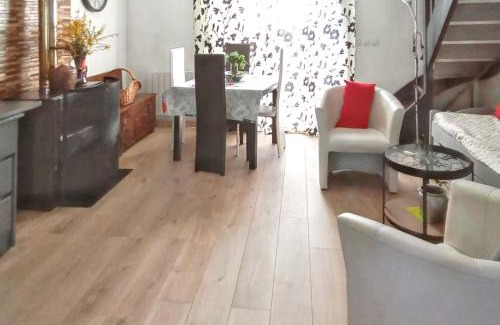 La Salvetat-sur-Agout Chalet De Esquí | Chalet rustique à La Salvetat-sur-Agout avec vue montagne
