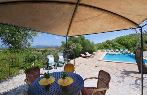 Arta Chalet De Esquí | Chalet "Sa Corbaia Nova" con vistas a la montaña, piscina, Wi-Fi, terrazas y jardín