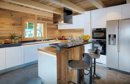 La Giettaz Chalet De Esquí | Chalet Sabaroc - modern ski base for 10, hot tub & views - OVO Network