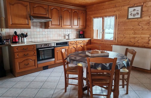 Le Grand-Bornand Chalet De Esquí | CHALET SAVOYARD CON VISTA MAGNÍFICA