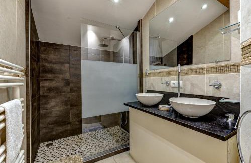 Les Houches Chalet De Esquí | Chalet Serena - luxury 7 Bedroom Chalet, Pool & Spa from The Hideaway