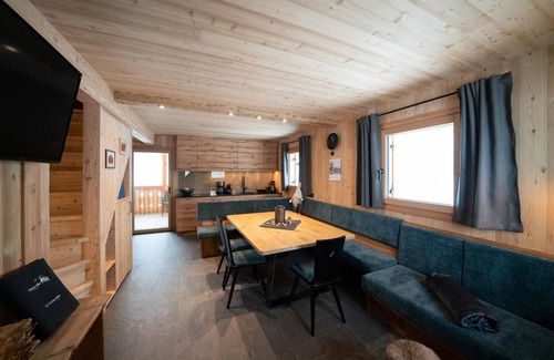 Compaccio Chalet De Esquí | Chalet 'Silvesterhütte' con vistas a la montaña, terraza privada y Wi-Fi