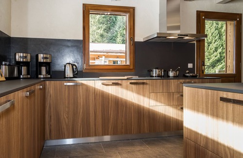 Chatel Chalet De Esquí | Chalet sleeps 14 with jacuzzi, 200m of Pré la Joux ski lift - Chatel Reservation
