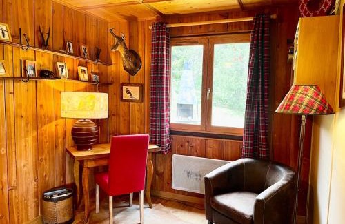 Savignac-les-Ormeaux Chalet De Esquí | Chalet spa bath fireplace ski-in out