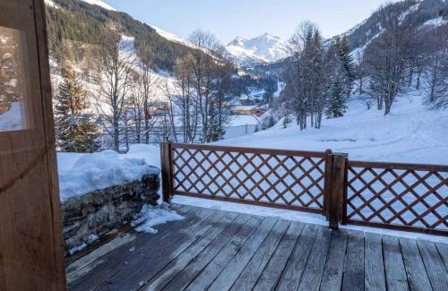 Meribel Centre Chalet De Esquí | Chalet spacieux Méribel · Ski aux pieds · Cheminée - FR-1-688-34