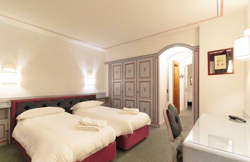 Cortina d'Ampezzo Historic Centre Cama Y Desayuno | Chalet Stadio