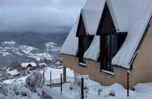 Kruth Casa | Chalet-style house in the heart of nature