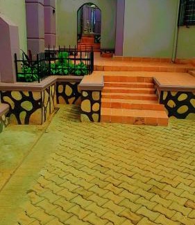 Kampala Apartamento | CHALET suits