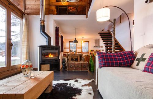 Les Houches Chalet De Esquí | Chalet Taconnaz - Warm & Cosy 3BR Chalet with Fireplace in Nature - By Cozee Rentals