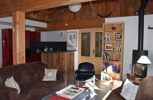 Pralognan-la-Vanoise Chalet De Esquí | Chalet, terraza, chimenea o estufa a leña, tv, 160m², Pralognan-la-Vanoise