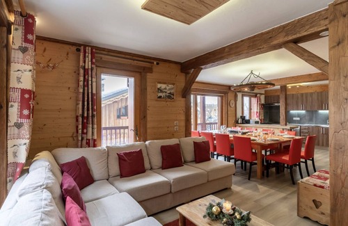 Montchavin Chalet De Esquí | Chalet Versoye self-catered chalet, ensuite beds, spa, boot warmer. Sleeps 12