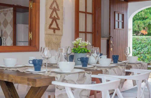 Cala en Blanes Casa | Chalet Villa El Pinar 2 con piscina, jardín y Wi-Fi
