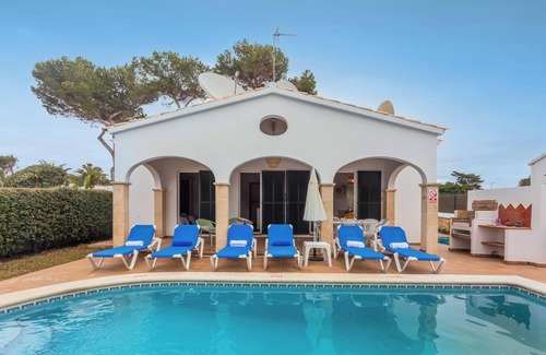 Cala en Blanes Casa | Chalet Villa El Pinar 2 con piscina, jardín y Wi-Fi