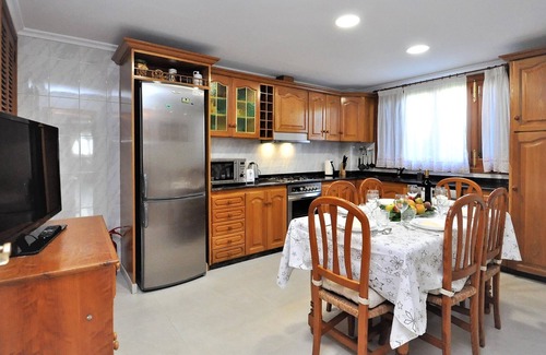 Son Cladera Chalet De Esquí | Chalet 'Villa Pep Pomar' con piscina privada, Wi-Fi y aire acondicionado