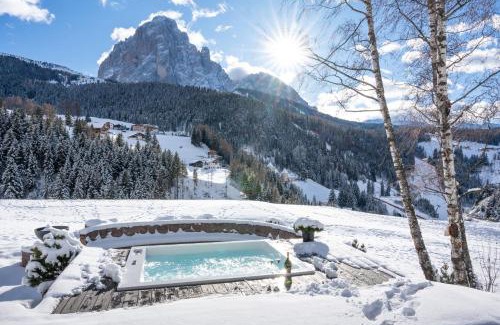 Selva di Val Gardena Chalet De Esquí | Chalet Villa Carolina