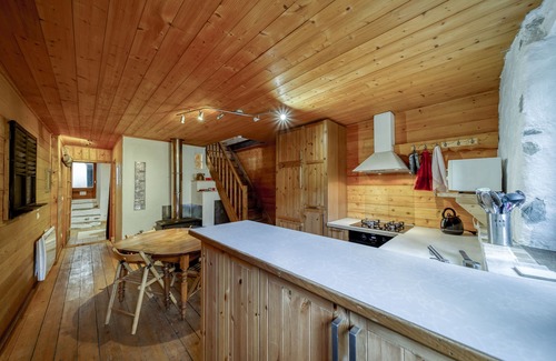 Cevins Chalet De Esquí | Chalet vue sur massif vanoise - 3 chambres 70m2