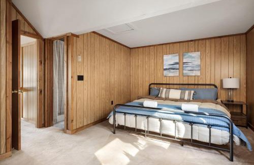 Basye Chalet De Esquí | Chalet w Huge Deck, Grill, WiFi, Mins to Bryce!
