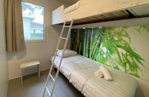Dordtse Biesbosch Chalet De Esquí | Chalet with 2 bedrooms and a terrace