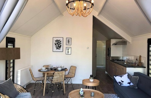 Hulshorst Casa | Chalet with 2 bedrooms and 1 terrace